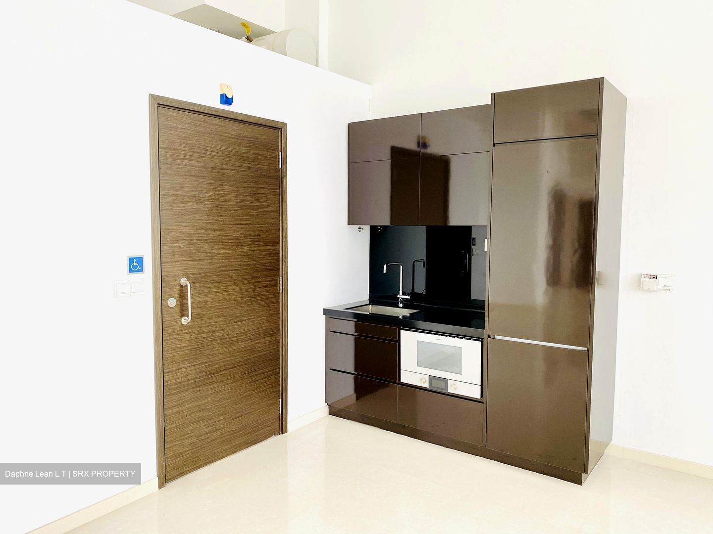 Eon Shenton (D2), Office #453765871